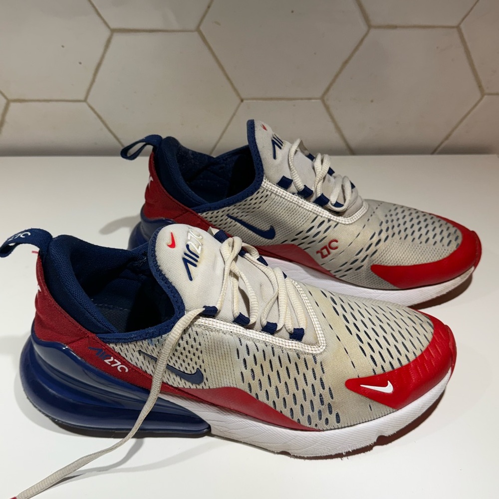 Nike Air270 Red and Blue Men’s Running Shoes Size 9.5